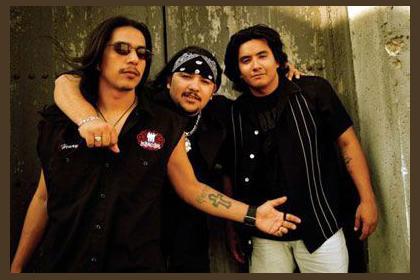 Los Lonely Boys